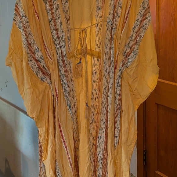 NWOT- Free People Emerald Coast Kimono - Picture 4 of 4